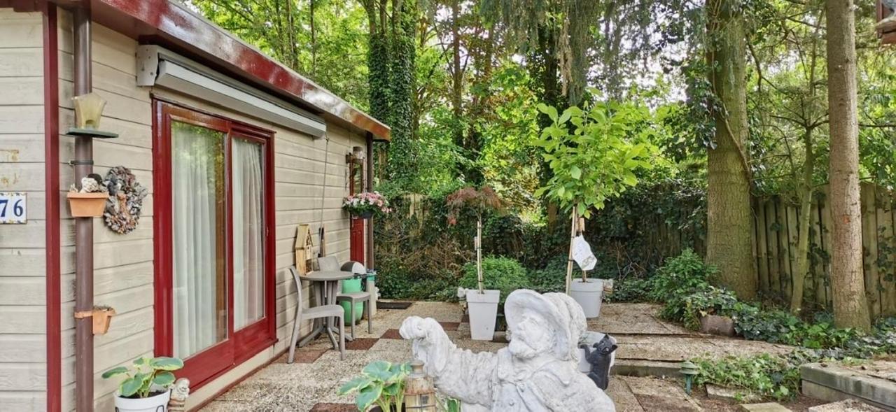 Retro Relax Resort Midden In Het Bos Op De Veluwe In Putten Eksteriør bilde
